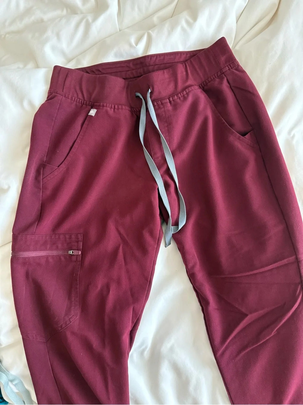 Figs Wine Burgundy Scrub Set With Jogger Pants